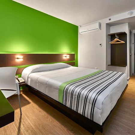 City Express Junior By Marriott Puebla Angelopolis Eksteriør billede