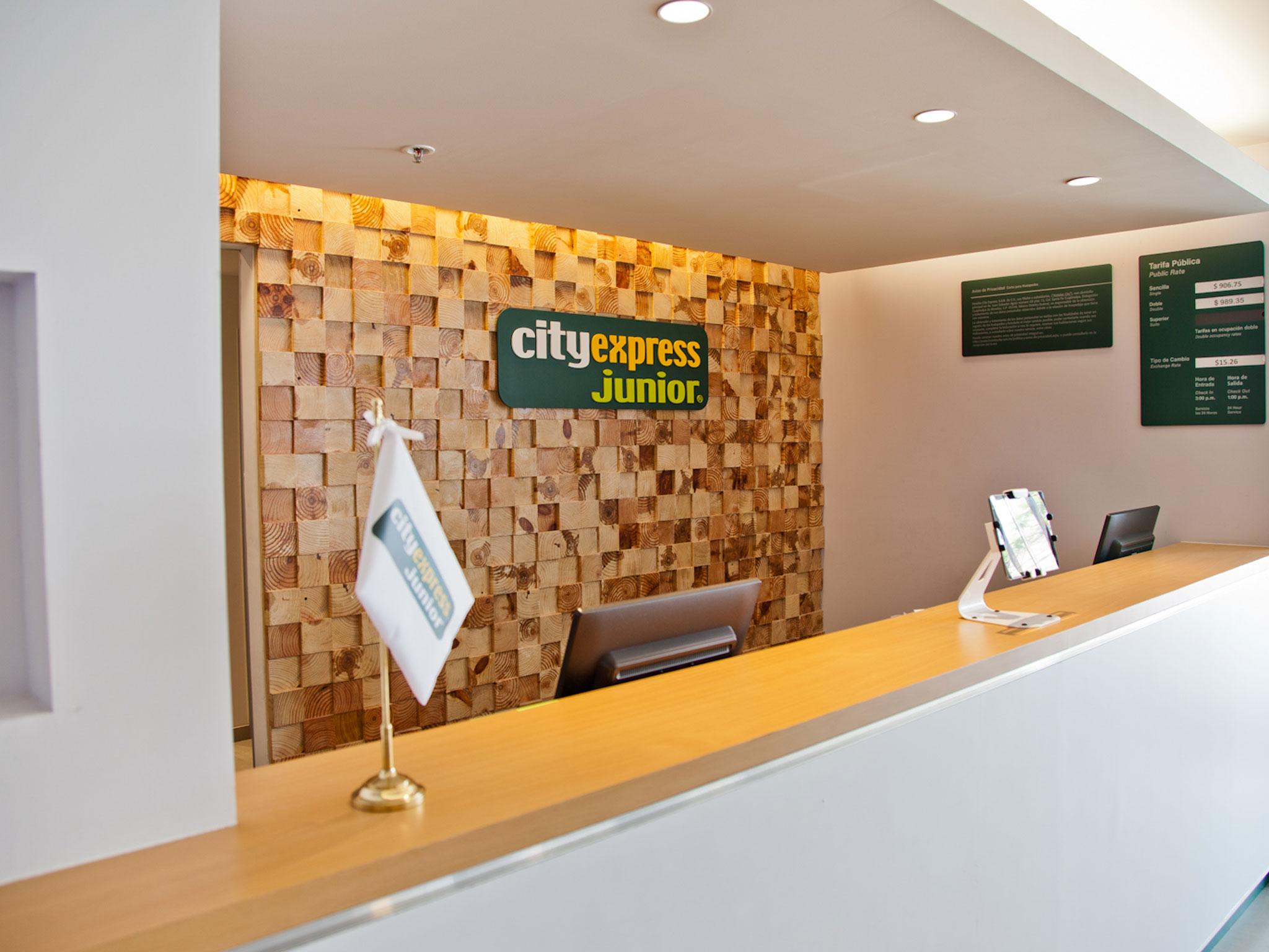 City Express Junior By Marriott Puebla Angelopolis Eksteriør billede