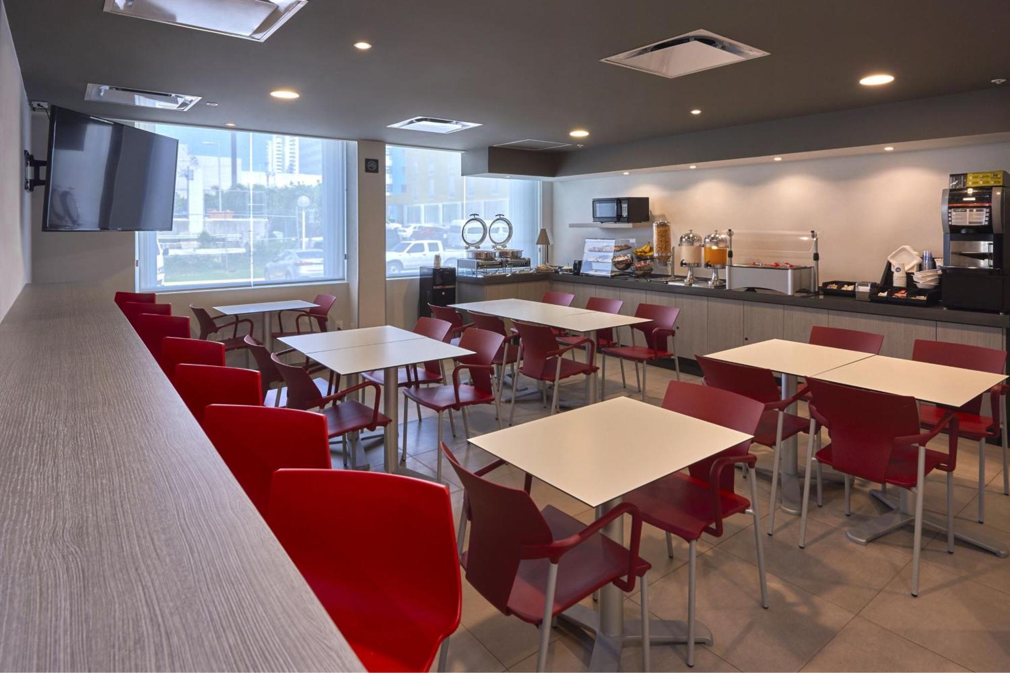 City Express Junior By Marriott Puebla Angelopolis Eksteriør billede