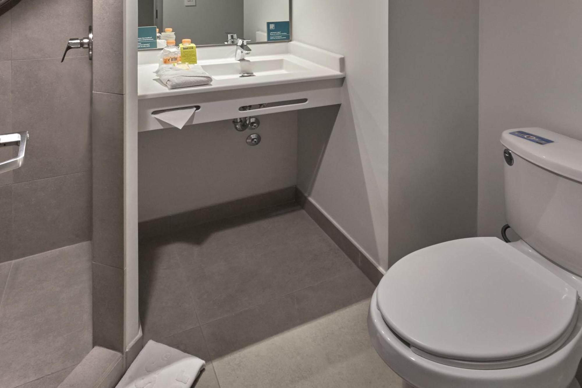 City Express Junior By Marriott Puebla Angelopolis Eksteriør billede