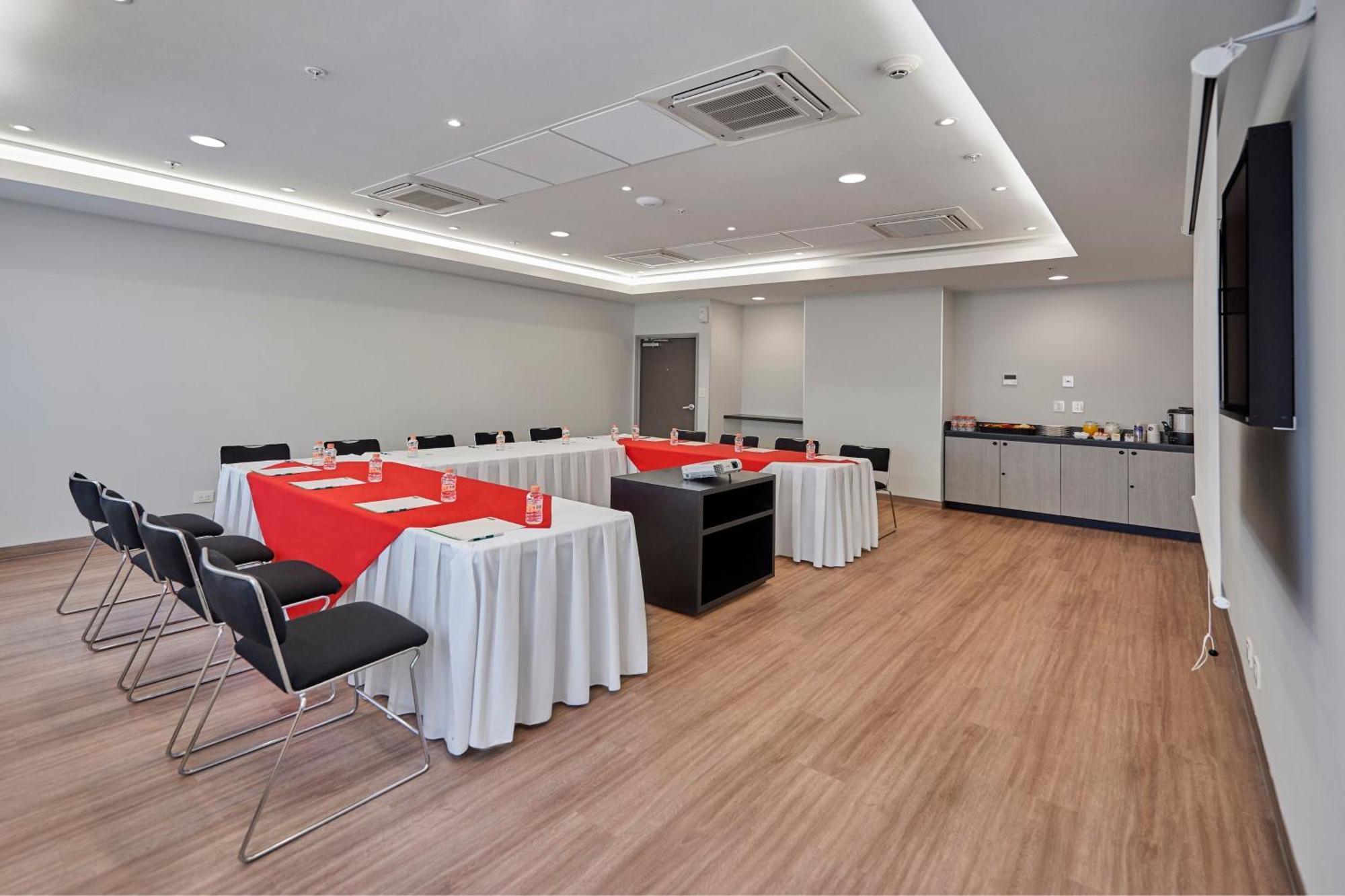 City Express Junior By Marriott Puebla Angelopolis Eksteriør billede
